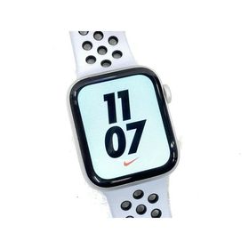 中古 Apple Watch Series4 Nike+ GPS 44mm シルバーアルミニウムケース ピュアプラチナム／ブラックNikeスポーツバンド MU6K2J/A ※バッテリ残量少なめ