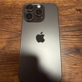 Apple iPhone 15Pro ブラック 本体