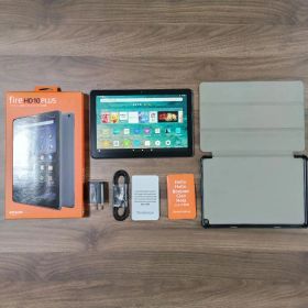 Amazon Fire HD 10 PLUS 第11世代 タブレット＋カバー
