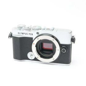 【中古】 《美品》 OLYMPUS PEN E-P7 ボディ シルバー 【電池室ユニット部品交換/各部点検済】 [ デジタルカメラ ]