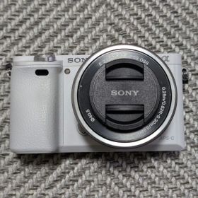 SONY α6000 ホワイト パワーズームレンズキット