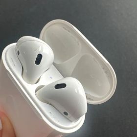 AirPods 第2世代 両耳 有線ケース 接続不安定