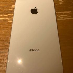 Apple iPhone 8 Plus ホワイト 本体
