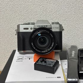Fujifilm X-T30 ミラーレス一眼 カメラ