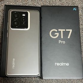 極美品 realme GT7 Pro