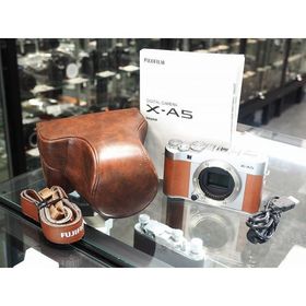 フジフィルム FUJIFILM ミラーレス一眼 X-A5