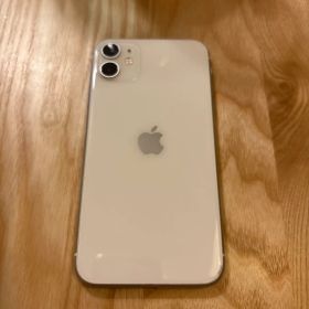 Apple iPhone 11 ホワイト 本体 128GB SIMカードなし