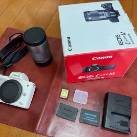 CANON EOS Kiss M EF-M18-150 IS STM Kit