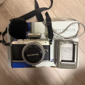 OLYMPUS PEN E-PL7 ミラーレス一眼 14-42mm