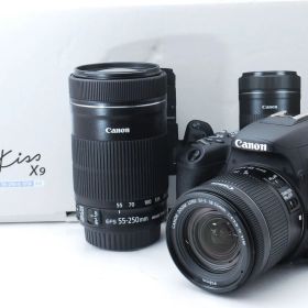 ★超軽量カメラ♪ショット数7912回☆キヤノン EOS Kiss X9 ダブルズームキット★