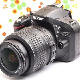 ニコン Nikon D5200☆スマホに送れる！☆手振れ補正付き☆動画撮影