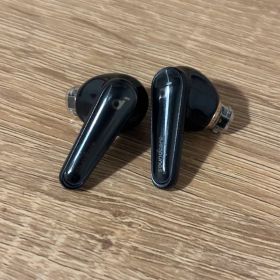 Anker Soundcore Liberty 4のミッドナイトブラック