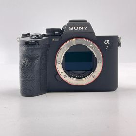 【全額返金保証】【最速発送】Sony デジタル一眼 α7 IV ILCE-7M4 ボディ ブラック 動作確認済