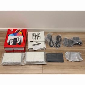 ニンテンドースイッチ(Nintendo Switch)のNintendo Switch 有機EL ホワイト ドック2つ(家庭用ゲーム機本体)