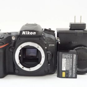 C051740-1)Nikon Ｄ7200 デジタル一眼レフカメラ ボディー/シャッター数2500回以下