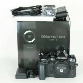 [良品 | シャッター数695回] OM SYSTEM OM-1 [ボディ] | マイクロフォーサーズマウント