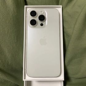 Apple iPhone 15 Pro シルバー 本体
