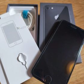 Apple iPhone 8 本体 64gb 箱、充電ケーブルつき