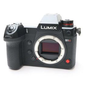 【中古】 《難有品》 Panasonic LUMIX DC-S1H ボディ ブラック 【海外仕様機】 [ デジタルカメラ ]