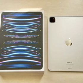 11インチ iPad Pro (第4世代) 256GB Wi-Fi シルバー