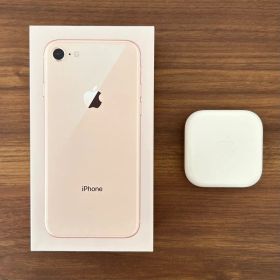 Apple iPhone 8 ゴールド箱＋EarPodsケース＋シール