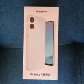 Samsung Galaxy A25 5G ホワイト