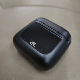JBL TOUR PRO 2 ワイヤレスイヤホン 付属品全てあり