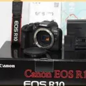 【美品】Canon ミラーレス一眼カメラ EOS R10