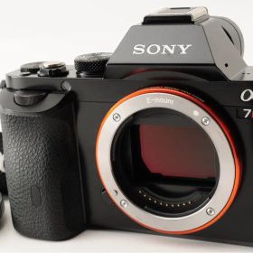 ソニー SONY ILCE-7R α7R シャッター数:9,071回