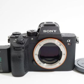 L161932)Sony デジタル一眼 α7RM3 ボディ ILCE-7RM3 ブラック