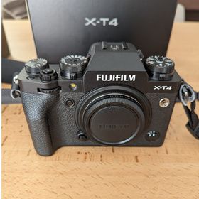 フジフイルム(富士フイルム)のFUJI FILM ミラーレス一眼カメラ ボディ X-T4 BLACK(ミラーレス一眼)