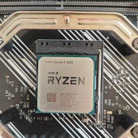 AMD Ryzen 5 3500 6コア CPU 動作確認済み