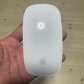 Apple Magic Mouse 2 【ジャンク品（使用可）】