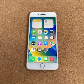 3929 美品☆電池新品☆iPhone8Plus 64GB SIMフリー☆