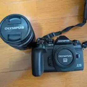 OLYMPUS OM-D E-M1 Mark III + ED 12-40mm