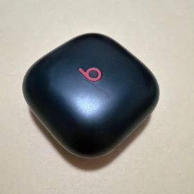 Beats Fit Pro ブラック 半年程使用しました ワイヤレスイヤホン