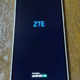 ほぼ新品ワイモバイル Libero 5G IV ホワイト simフリー