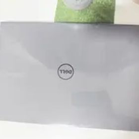 DELL Inspiron 15 3000 with an 8th gen i3