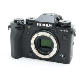 【中古】 《美品》 FUJIFILM X-T5 ボディ ブラック [ デジタルカメラ ]