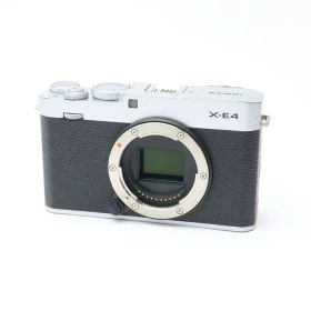 【中古】 《並品》 FUJIFILM X-E4 ボディ シルバー [ デジタルカメラ ]