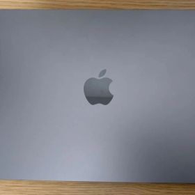 極美品 Apple MacBook Air 2022 M2