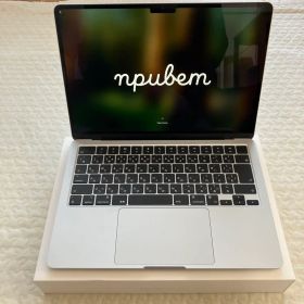 Apple MacBook Air M2 8GB 13.6インチ