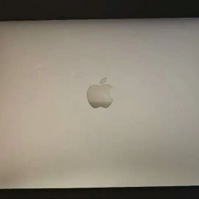 MacBook Air 2020 i3 16GB 512GB