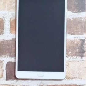 d-tab dokomoタブレット d-02k