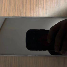 Apple iPhone 11 ブラック 本体