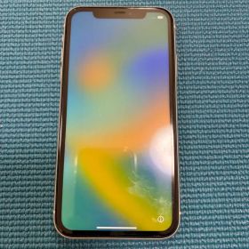 Apple iPhone 11 ホワイト 本体