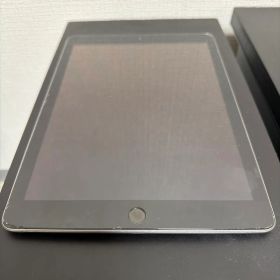 iPad 6世代 無印 32GB Wi-Fi版 MR7F2J/A シルバー