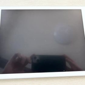 【本体】iPad第6世代 128GB シルバー