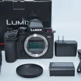 250144★ほぼ新品★パナソニック(Panasonic) 【カメラグランプリ2023 あなたが選ぶベストカメラ賞 受賞】 パナソニック フルサイズミラーレス一眼カメラ S5M2 ボディ ブラック DC-S5M2