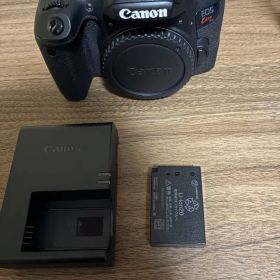 Canon EOS Kiss X9i デジタル一眼レフカメラ 本体